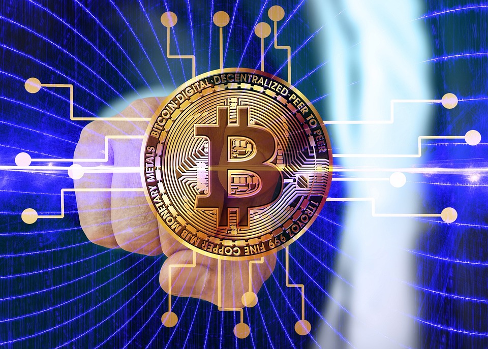 黄金再飙新高！数据：比特币通常在100~150天内跟进拉涨